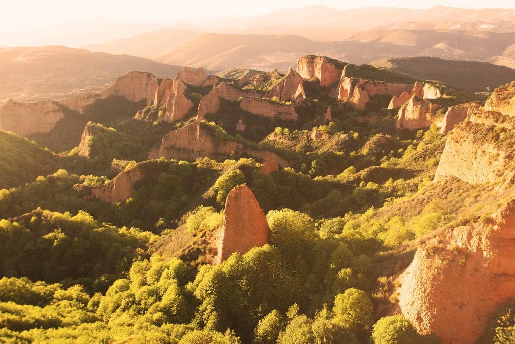 Las Donas Del Portazgo Villafranca Del Bierzo Extérieur photo